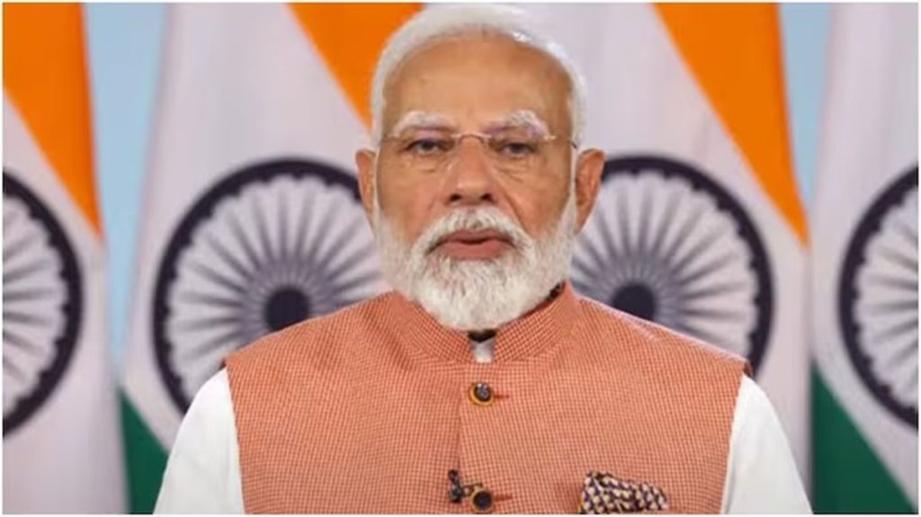 “क्या हमारे बच्चे देशभक्ति गीत नहीं गा सकते?”