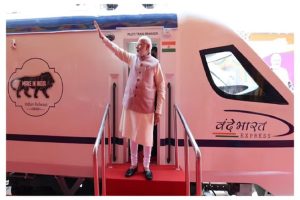 PM-Modi-will-inaugurate-four-Vande-Bharat-trains-in-Kashi!