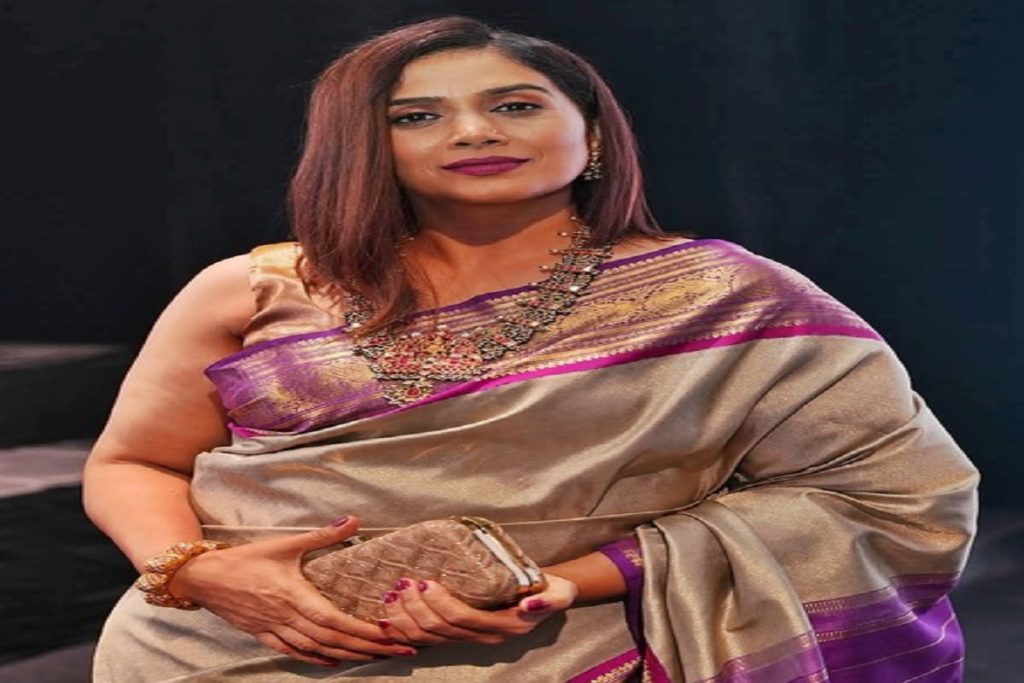 सोनाली कुलकर्णी ने सात भाषाओं में अभिनय कर बनाया खास मुकाम!