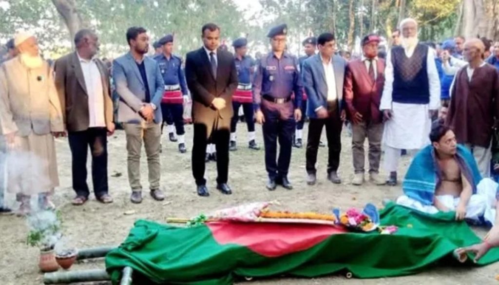 बांग्लादेश में हिंदू अल्पसंख्यकों पर हमले जारी: हिंदू मुक्तियुद्धा और उनकी पत्नी की गला रेतकर हत्या