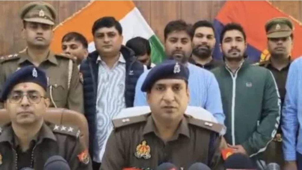 मंदिरों से पीतल की घंटियां चुराता था ताज मोहम्मद और नाजिम का गिरोह; 96 घंटियों सहित हथियार भी हुए बरामद