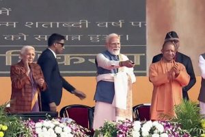In-Lucknow-PM-Modi-inaugurated-the-National-Inspiration-Site-and-paid-tribute-to-eminent-personalities!