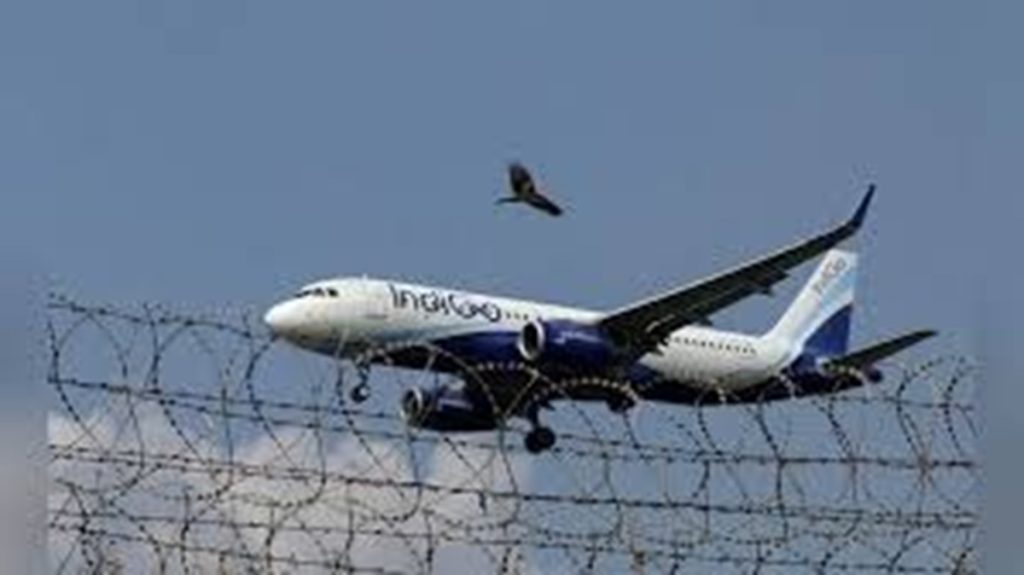 इंडिगो फ्लाइट संकट: DGCA ने क्रू आराम नियमों में दी ढील, अव्यवस्था पर काबू की कोशिश