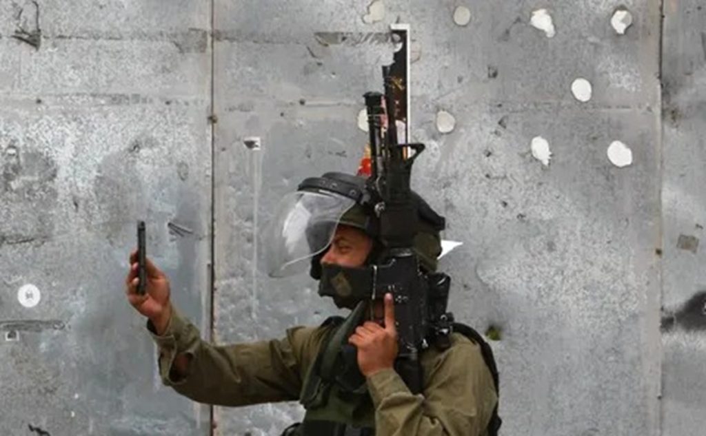 ISREAL: वरिष्ठ अधिकारियों के लिए एंड्रॉयड फोन बैन, अब सिर्फ iPhone से होगी आधिकारिक बातचीत