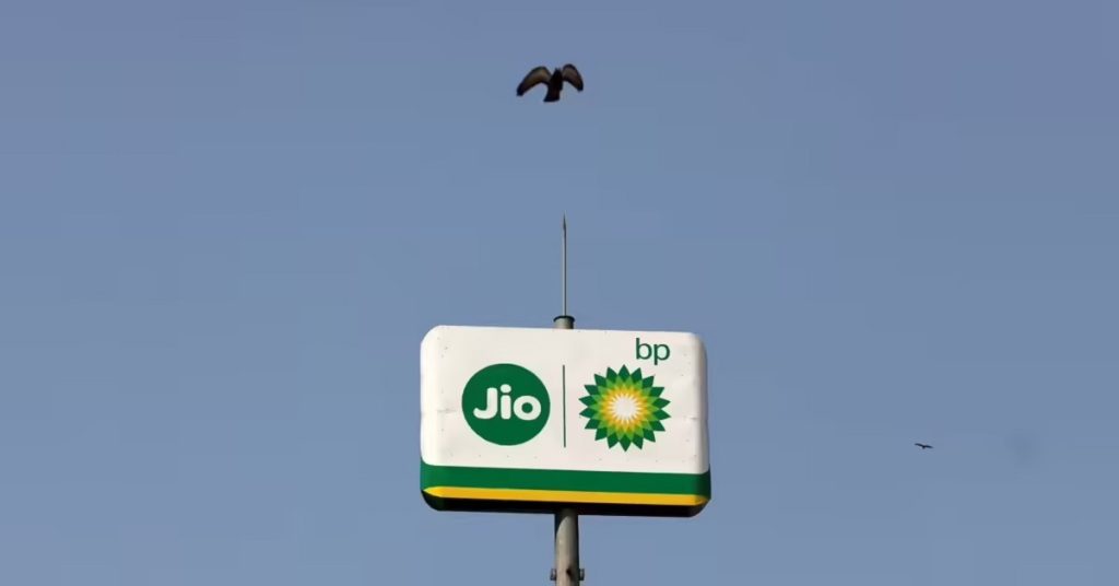 कृष्णा-गोदावरी गैस विवाद: भारत सरकार का रिलायंस इंडस्ट्रीज़ और BP से 30 अरब डॉलर से अधिक मुआवजे का दावा