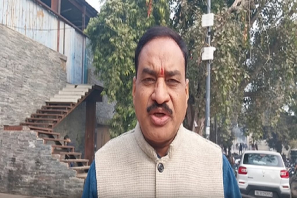 चुनाव नजदीक आते ही मंदिरों का दिखावा कर रहीं ममता: वीएचपी