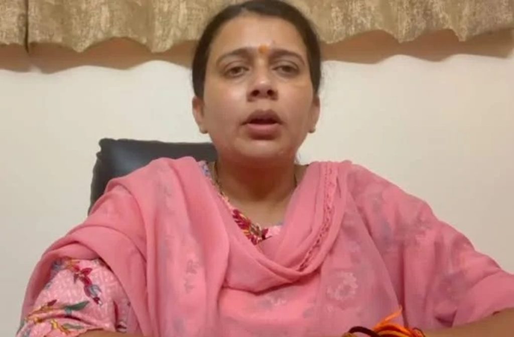 मध्य प्रदेश: अवैध वसूली के आरोप में महिला आबकारी अधिकारी निलंबित