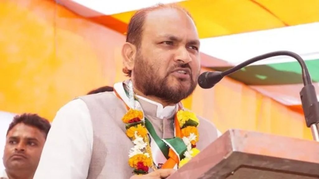 सोनिया गांधी को पत्र लिखकर राजनीति का पाठ पढ़ाने वाले पूर्व विधायक पार्टी से बेदखल