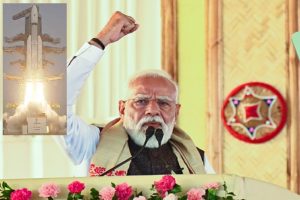 PM-Modi-calls-LVM3-M6-successful-launch-a-proud-moment!