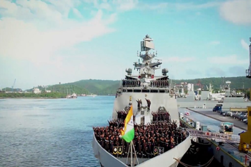 नौसेना दिवस पर पीएम मोदी की बधाई, साहस संकल्प की पहचान!