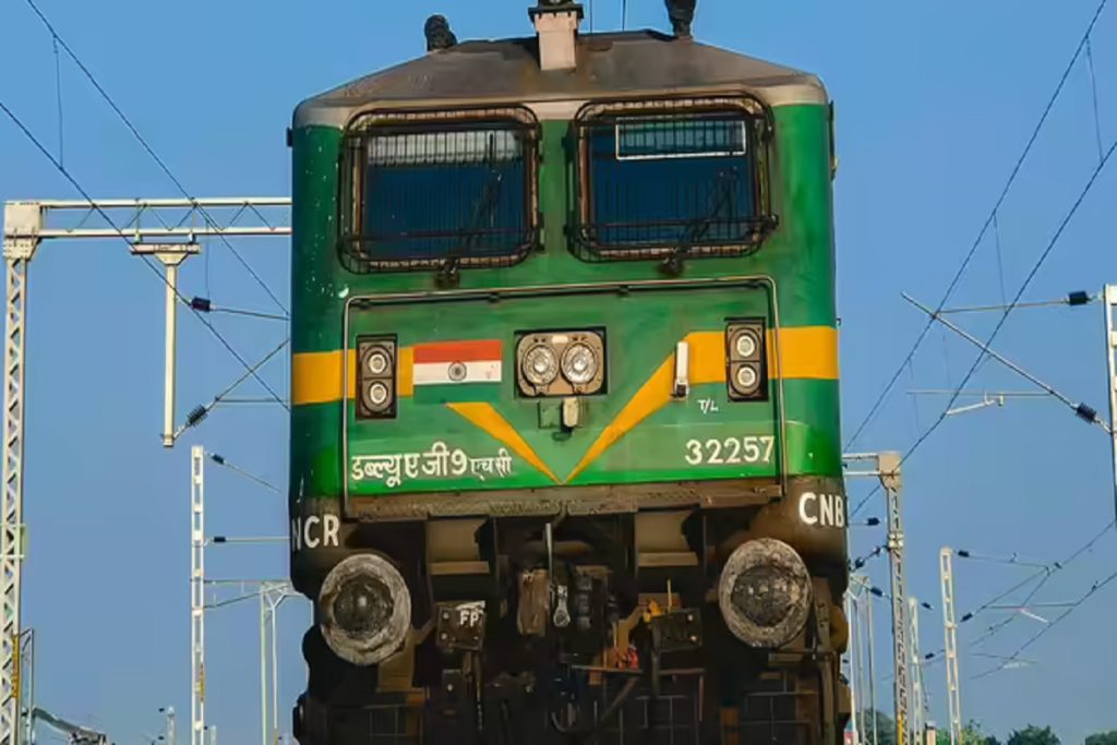 प्रमोटर खरीदारी से निवेशकों का हौसला बढ़ा, रेलवे शेयर 35% उछला!