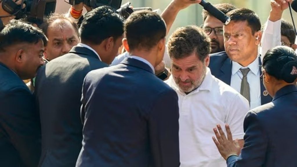 राहुल गांधी की जर्मनी यात्रा पर सियासत गरमाई, भाजपा ने कहा ‘विदेश नायक’