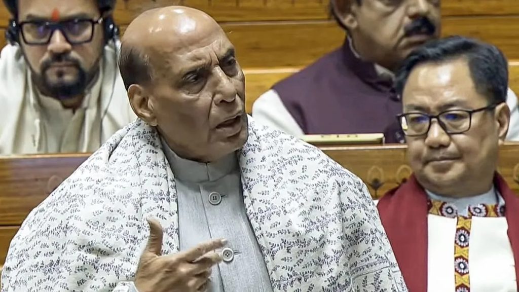 ‘वंदे मातरम्’ बहस के दौरान भड़के राजनाथ सिंह — विपक्ष से पूछा, “कौन बैठाएगा?”