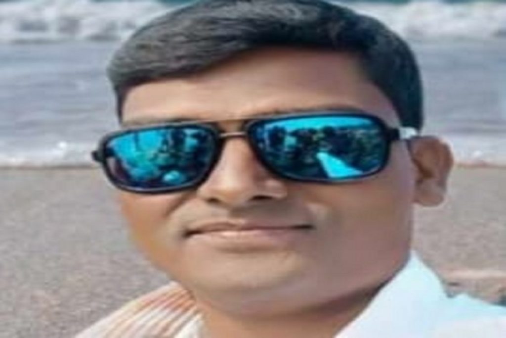 जमशेदपुर के गांव में प्रज्ञा केंद्र संचालक भाजपा नेता की गोली मारकर हत्या!