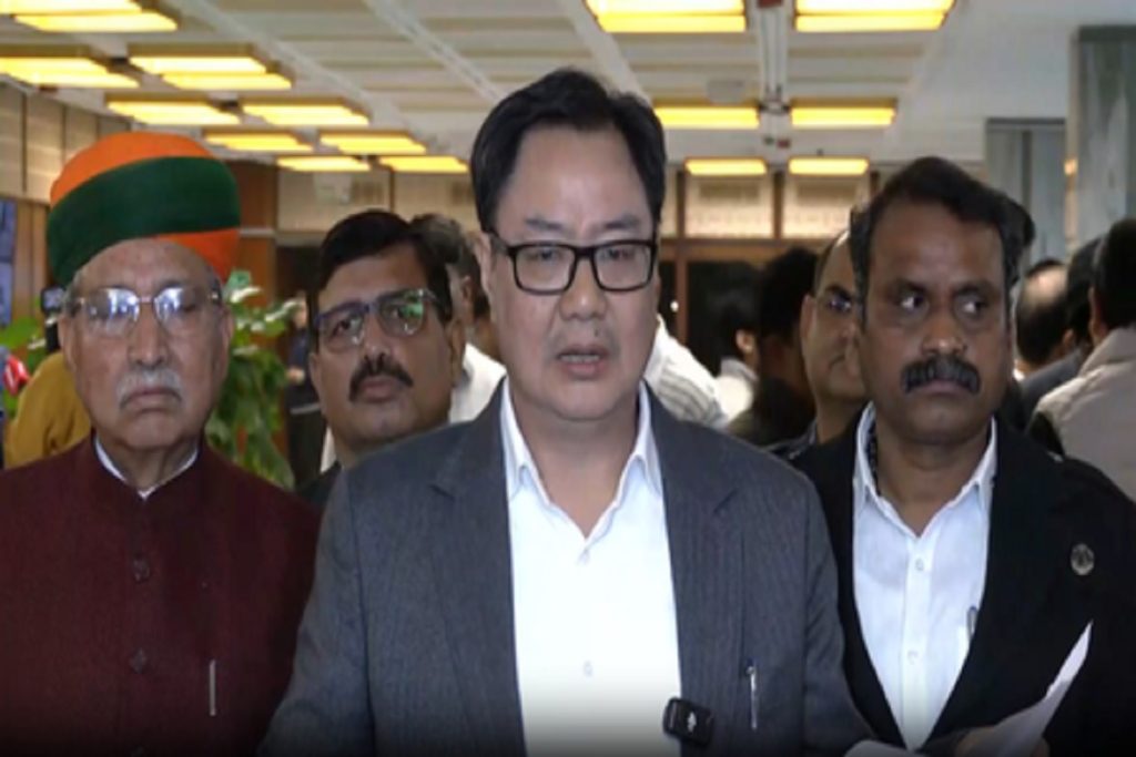 बजट सत्र से पहले सर्वदलीय बैठक, राजनाथ की अध्यक्षता, सहयोग की अपील!