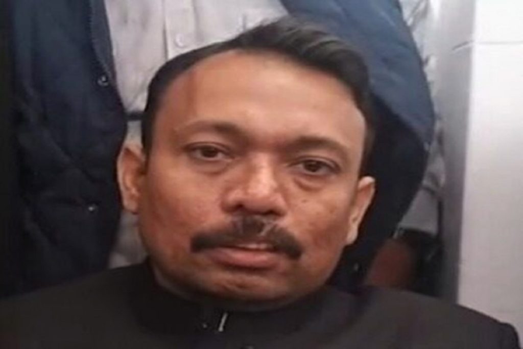 ‘पंडित’ टिप्पणी पर बवाल, अलंकार अग्निहोत्री पर प्रशासनिक रवैया अपमानजनक!