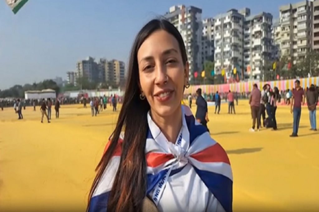 अंतरराष्ट्रीय पतंग महोत्सव में विदेशी पतंगबाज बोले, भारत का अनुभव शानदार!