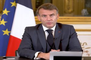 France-and-Canada-unite-against-the-threat-from-major-powers!