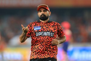 Mohammed-Shami-and-his-brother-receive-notice-from-Election-Commission-in-SIR-case!