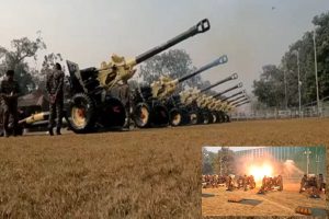 On-Republic-Day-a-historic-21-gun-salute-will-be-fired-with-indigenously-manufactured-light-field-guns!