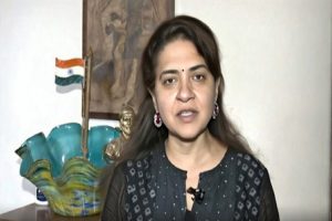 Sanjay-Raut-doesnt-understand-politics-on-serious-issues-he-only-engages-in-rhetoric-Shaina-NC!