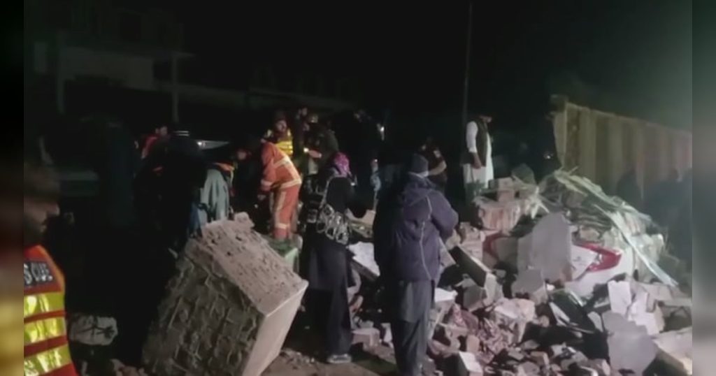 पाकिस्तान: निकाह के बीच फिदायीन हमला, 7 की मौत, 25 घायल