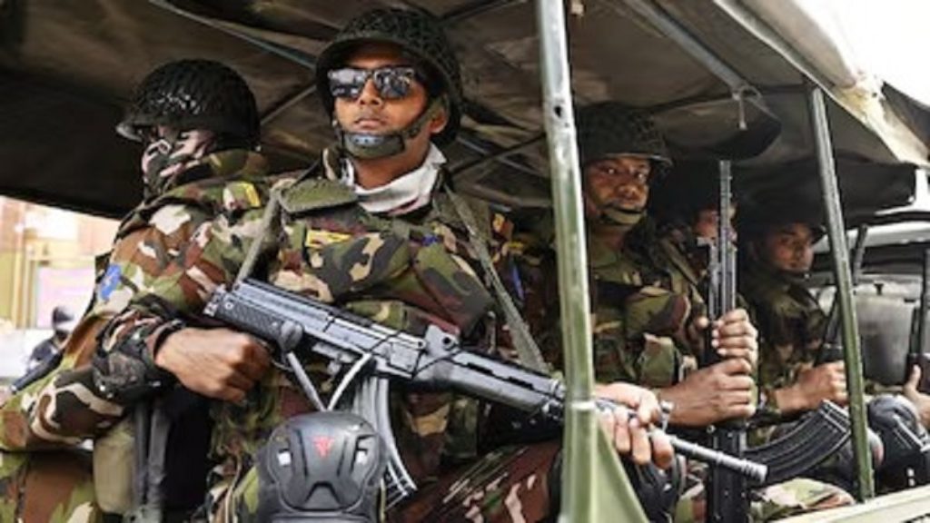 बांग्लादेश सेना में बड़ा फेरबदल; भारत में स्थित रक्षा सलाहकार को वापस बुलाया