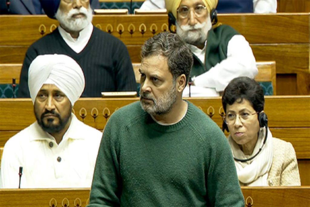 राहुल गांधी पर दुबे का वार, सदस्यता रद्द की मांग : निशिकांत दुबे!