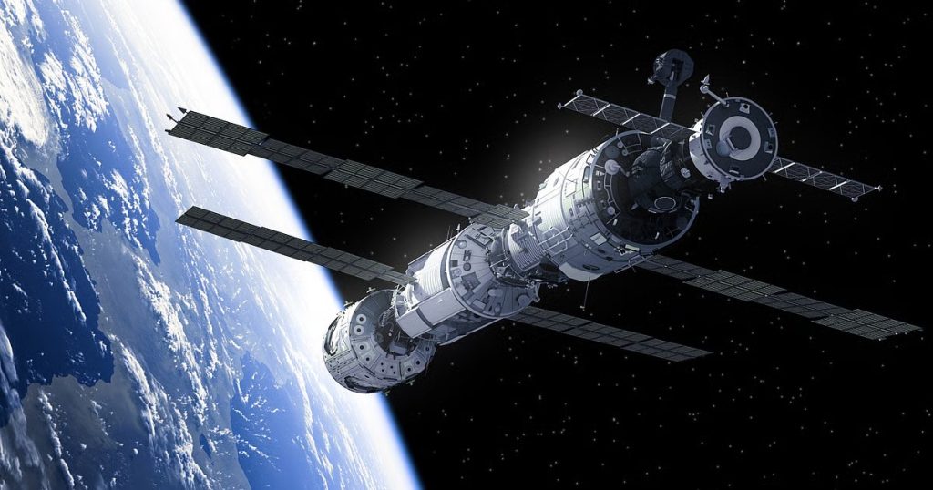 ISRO ने तेज की भारत के पहला स्पेस स्टेशन तैयारी; 80 सैटेलाइट्स पर काम जारी