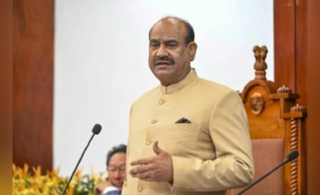 लोकसभा अध्यक्ष ने त्रुटियों के बावजूद विपक्ष का अविश्वास प्रस्ताव नहीं किया खारिज