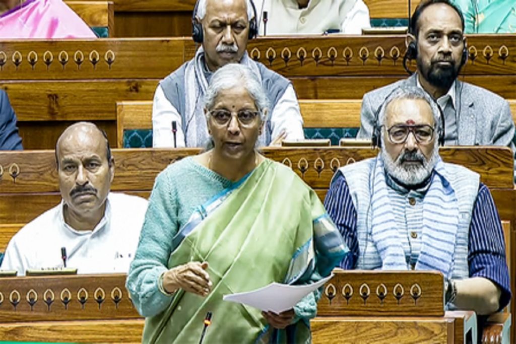 आत्मनिर्भरता केंद्र सरकार की आर्थिक रणनीति का मुख्य सिद्धांत: निर्मला सीतारमण!