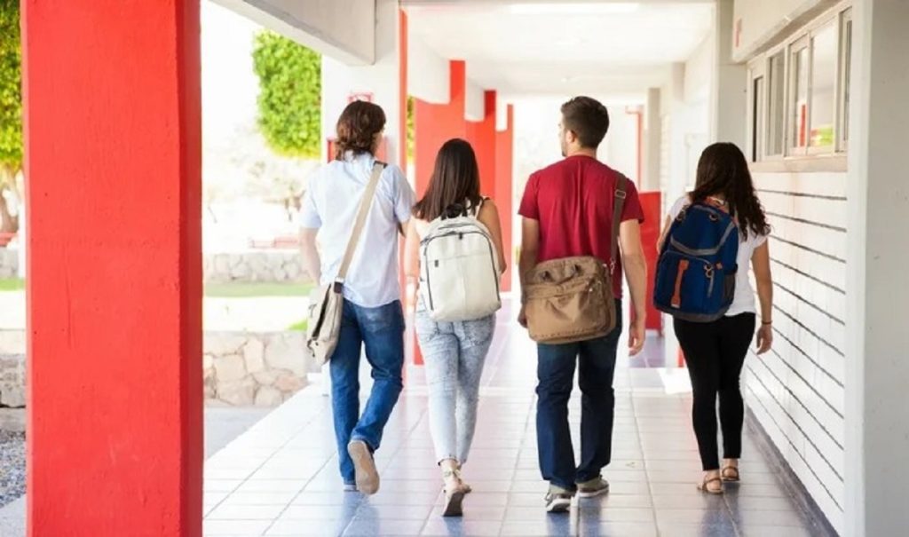 अमेरिकी विश्वविद्यालयों में भारतीय विद्यार्थियों का नामांकन 45% घटा