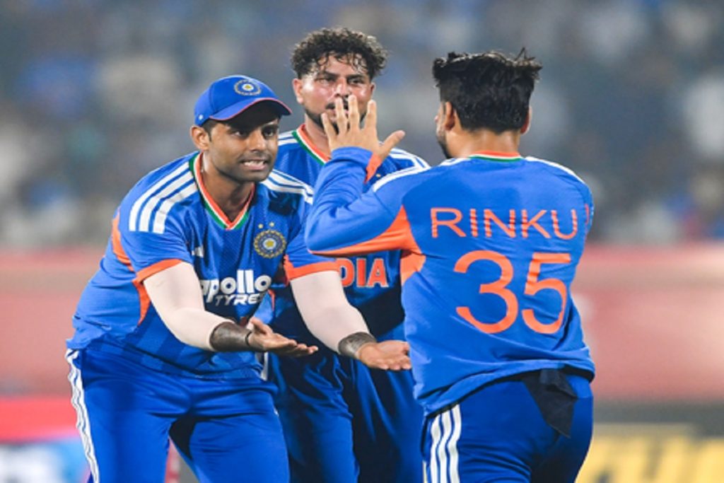 टी20 वर्ल्ड कप: यूएसए ने चुनी गेंदबाजी, बुमराह बाहर!