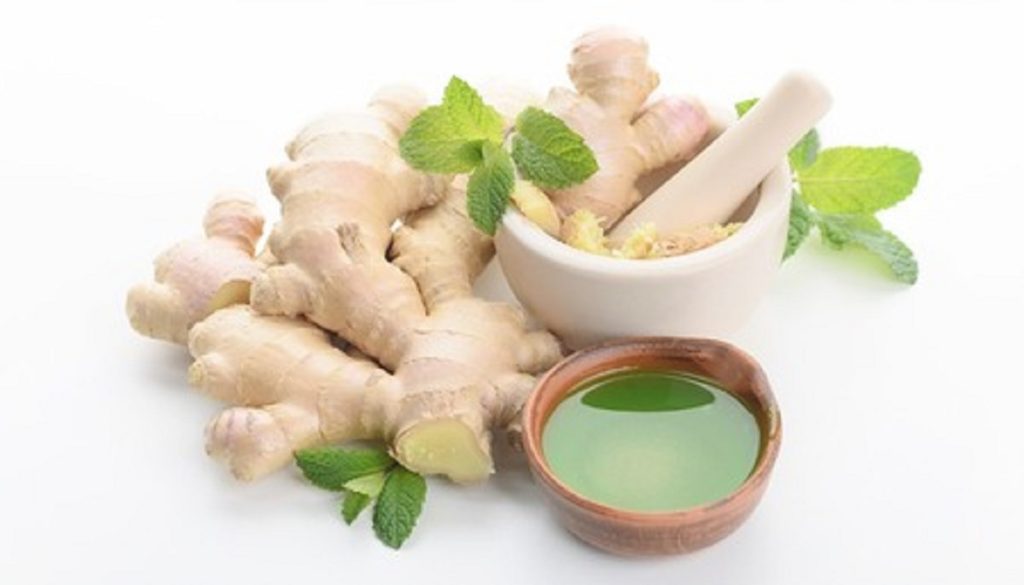 तुलसी-अदरक का हेल्दी ड्रिंक: इम्युनिटी बूस्ट कर चेहरे पर लाए नेचुरल ग्लो