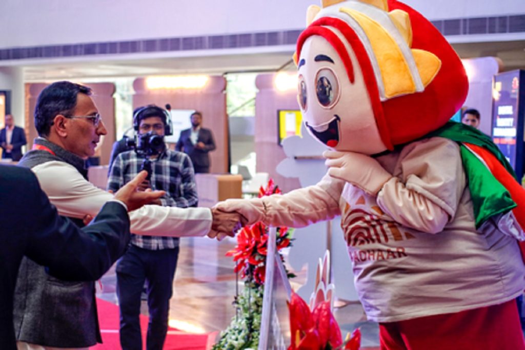 यूआईडीएआई की बड़ी उपलब्धि, एक करोड़ स्कूली बच्चों का बायोमेट्रिक अपडेट!