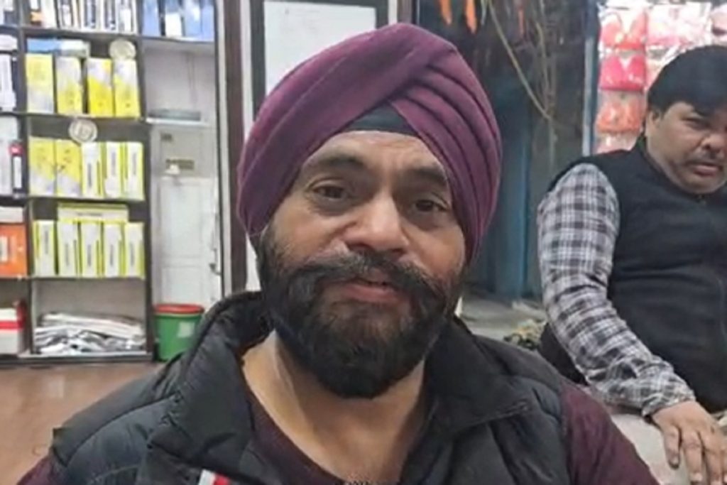 आम बजट: गांधीनगर मार्केट में मिली-जुली प्रतिक्रिया, व्यापारियों ने बताया औसत!