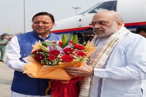Amit-Shah-arrives-on-Uttarakhand-tour-CM-Dhami-welcomes-him-at-Jolly-Grant-Airport!