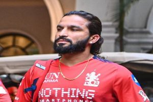 IPL-2026-RCB-wins-the-toss-elects-to-bowl-against-SRH!
