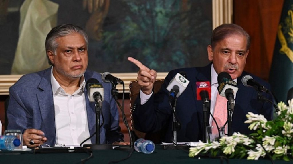 ईरान के खिलाफ युद्ध में उतरेगा पाकिस्तान ?