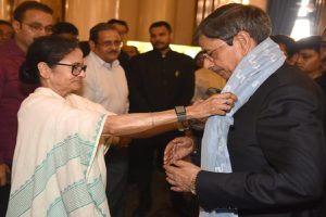 Mamatas-message-to-the-new-Governor-Bengal-loves-those-who-love-Bengal!