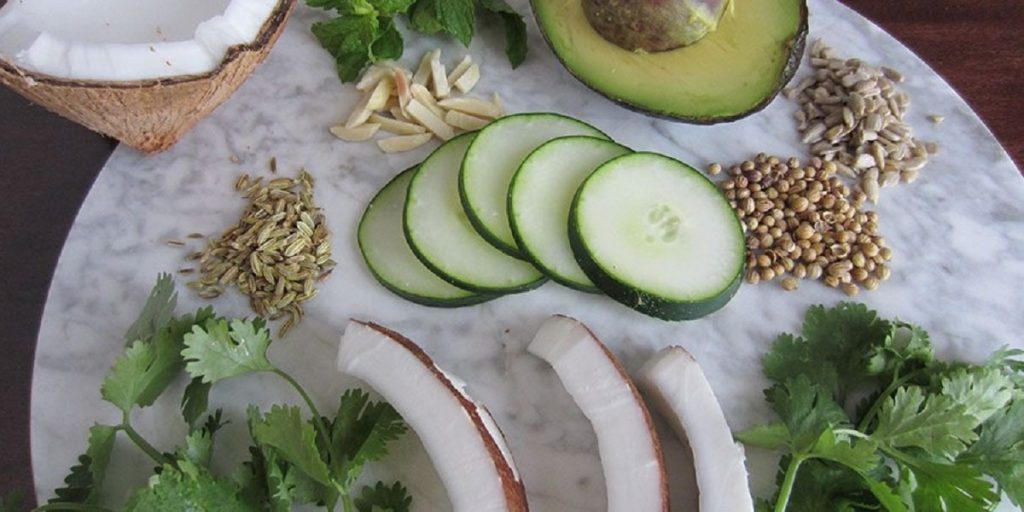 जिन्हें पित्त की होती है शिकायत, उन्हें ये चीजें खानी चाहिए