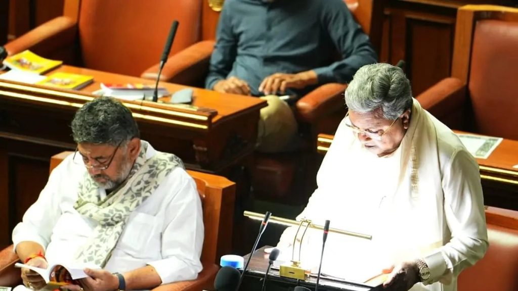 कर्नाटक: 16 साल से कम आयु के बच्चों के लिए सोशल मीडिया प्रतिबंध