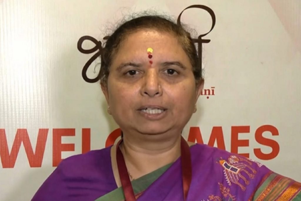 समाज में पुरुष के साथ स्त्री भी हो सबल, तभी समाज करेगा प्रगति : भाग्यश्री साठे!