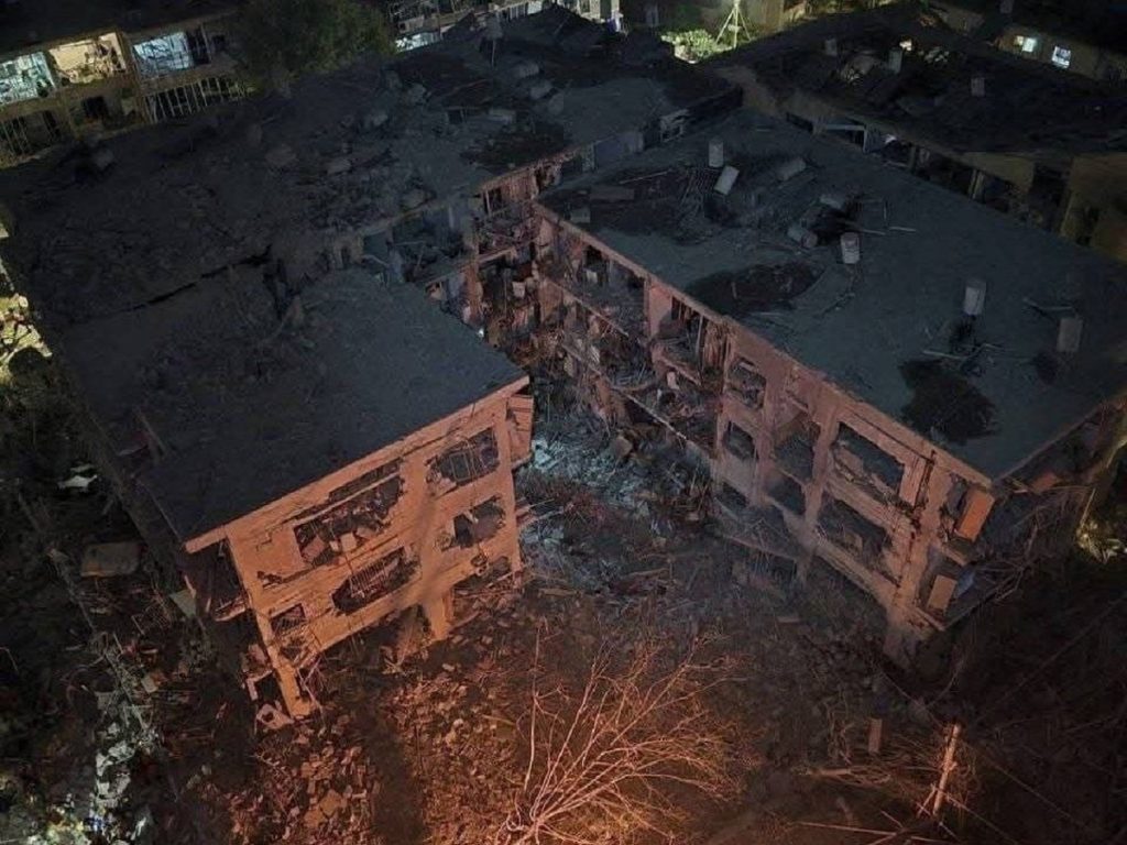 ईरान-हिज़्बुल्लाह के हमलों से इज़राइल में तबाही, 100 से अधिक नागरिक घायल