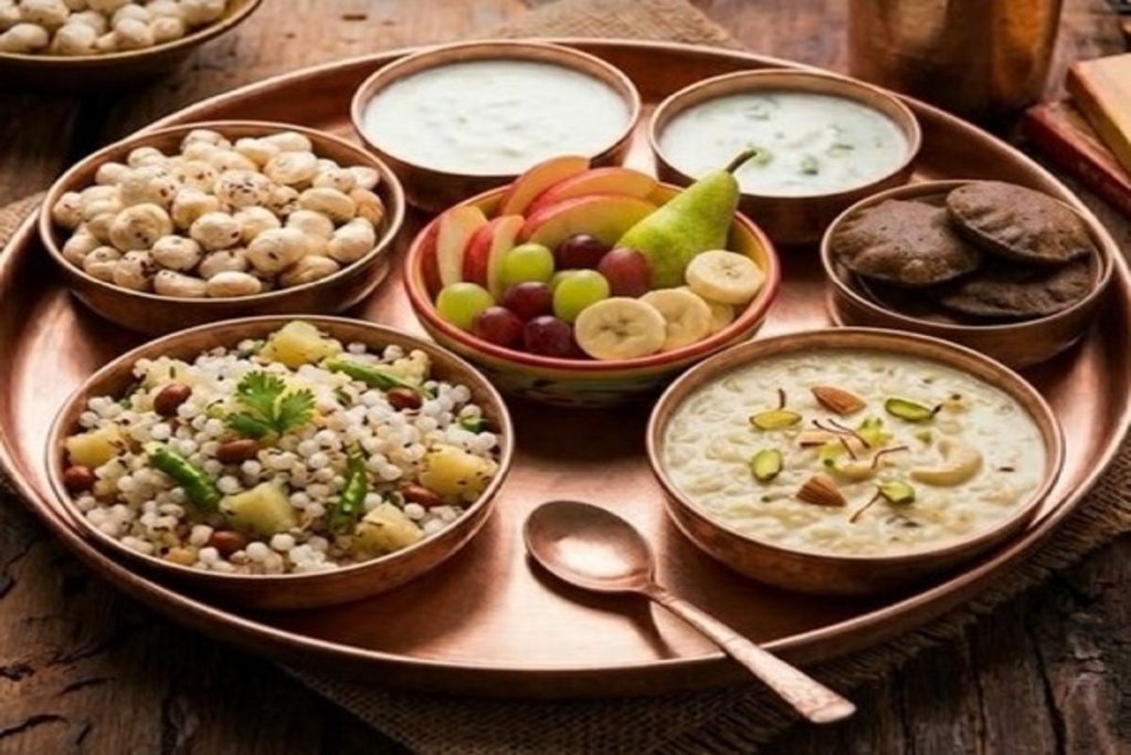 चैत्र नवरात्रि विशेष : सात्विक और पौष्टिक तत्वों से भरपूर रखें ‘व्रत की थाली’