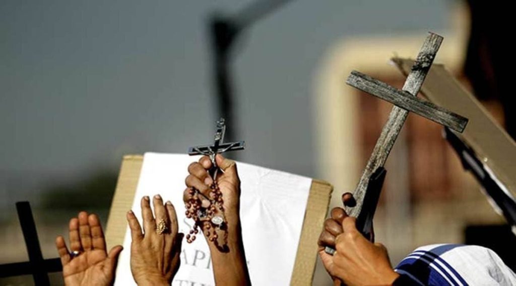 कैंसर ठीक करने के झांसे से आदिवासियों को लुभाया, एक पादरी गिरफ्तार