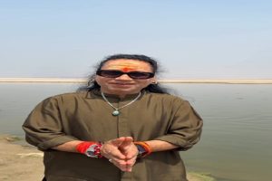 Kailash-Kher-Gets-Emotional-Upon-Catching-a-Glimpse-of-Mother-Ganga-Shares-His-Experience