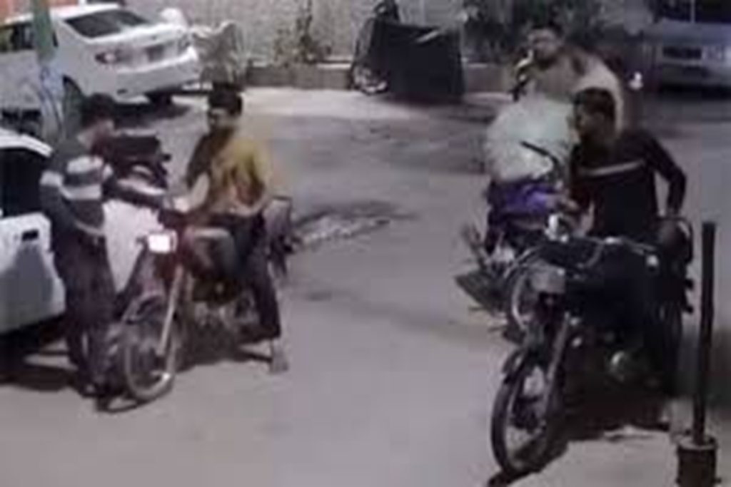 आतंकी गतिविधियों और अपराध के जाल में फंसा कराची!