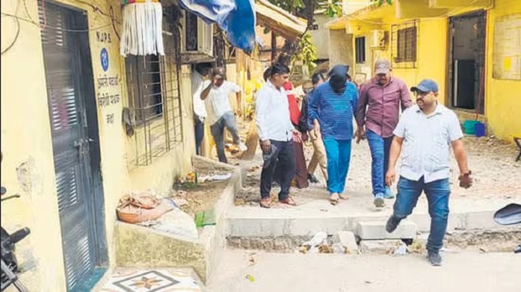 बहन से छेड़छाड़ करने वाले अब्दुल और उसके दो साथियों पर चलाई गोलियां!