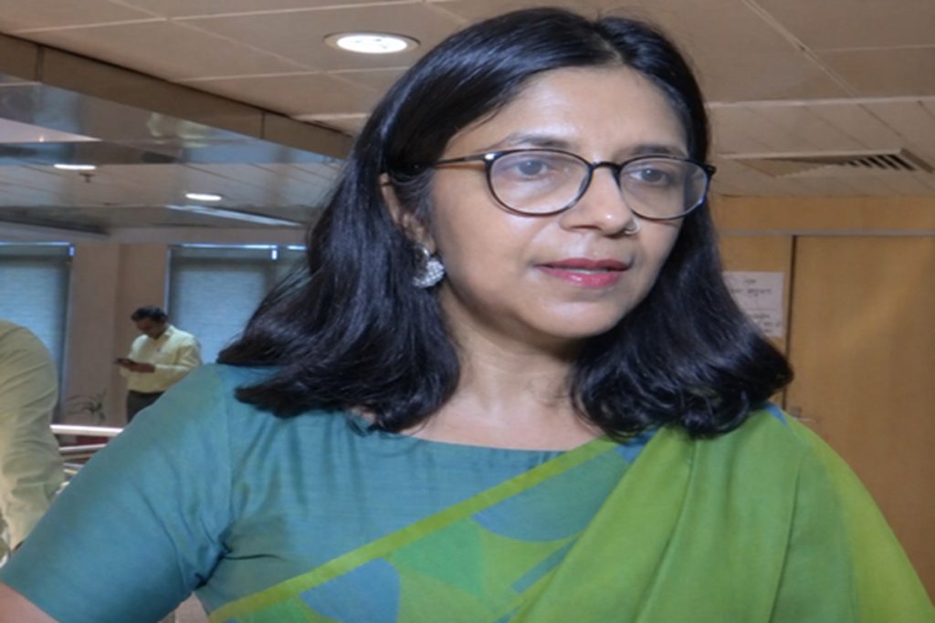‘सत्याग्रह’ शब्द पर सियासी घमासान, स्वाति मालीवाल का केजरीवाल पर निशाना!